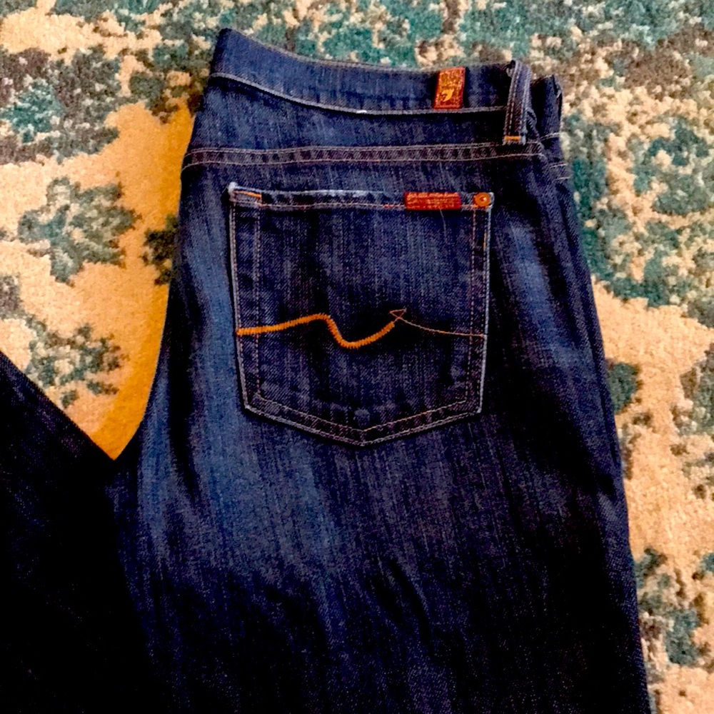 EUC 7 for all Mankind bootcut jeans size 28